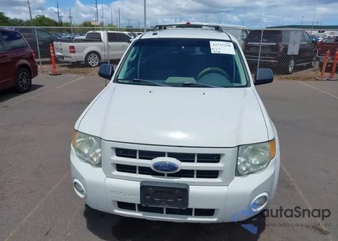 2009 Ford Escape Hybrid Limited z USA, uszkodzony, nr VIN 1FMCU59399KB93063